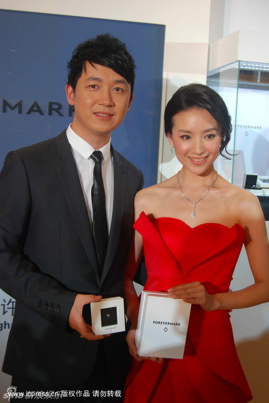 董潔2025最新動(dòng)態(tài)，變化中的力量，閃耀星光的勵(lì)志之旅