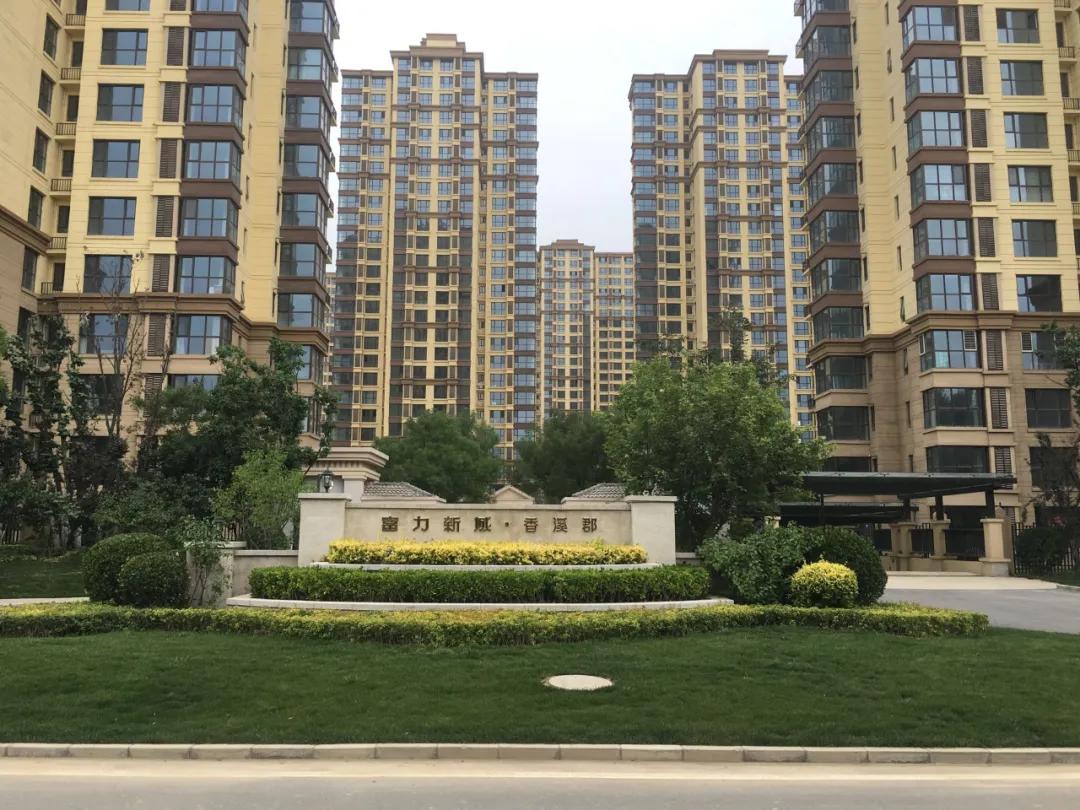 秀蘭左岸小鎮(zhèn)最新動態(tài)揭秘，自然美景探索之旅，尋找內心平和寧靜的居所