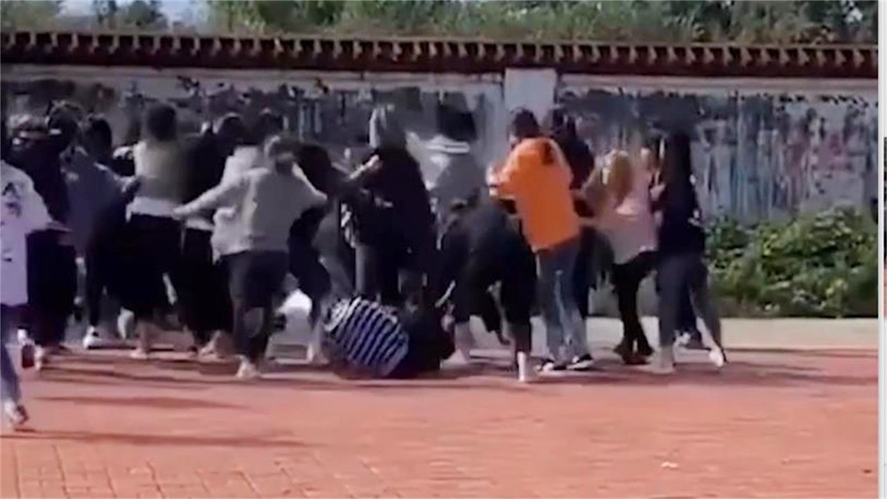 綏化貼吧熱議群架事件，學(xué)習(xí)改變命運(yùn)，自信引領(lǐng)未來背后的力量