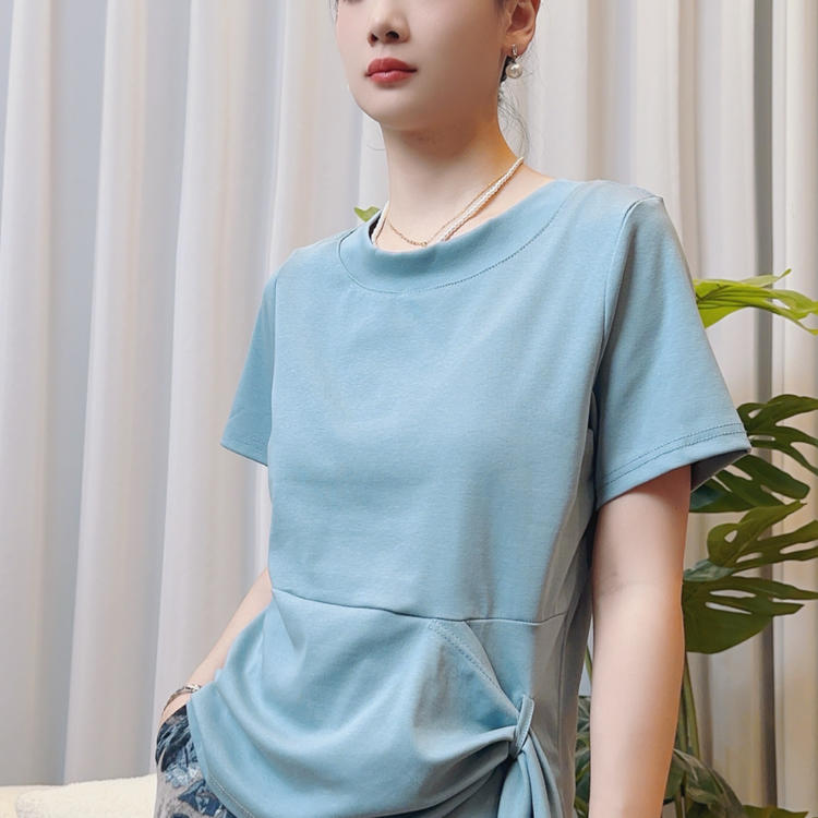 自信與成就感的時(shí)尚之旅，探索2025最新款夏裝風(fēng)采