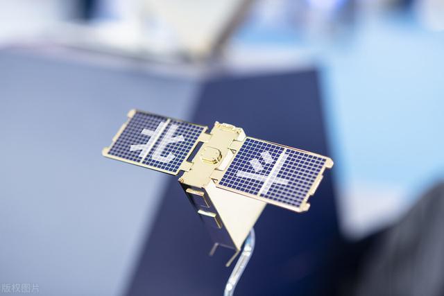 引領(lǐng)時(shí)代，開啟智慧之旅，最新2025手機(jī)導(dǎo)航引領(lǐng)你前行